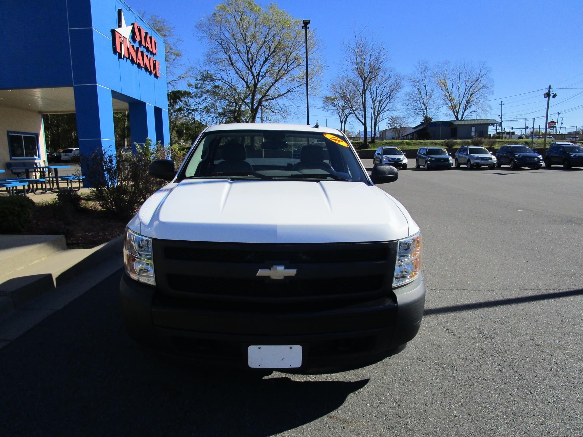 2008 Chevrolet Silverado 1500 - 1GCEC14C38Z179505 - Image #2