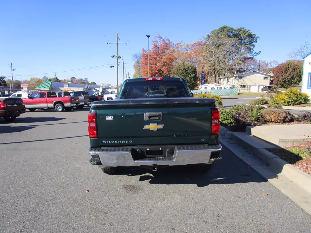 2014 Chevrolet Silverado 1500 - 1GCVKREC1EZ341532 - Image #3