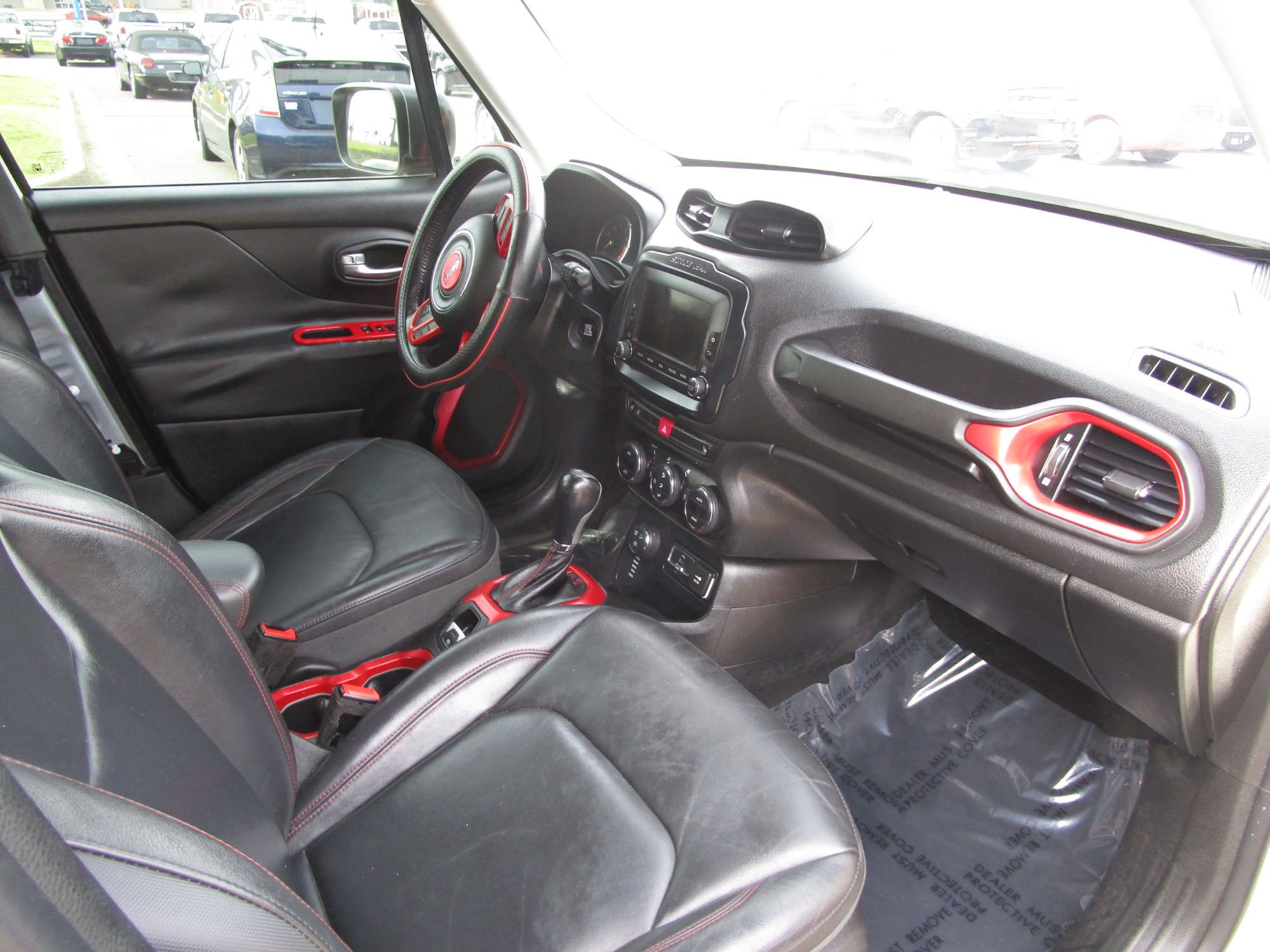 2015 Jeep Renegade - ZACCJBCTXFPB80571 - Image #6